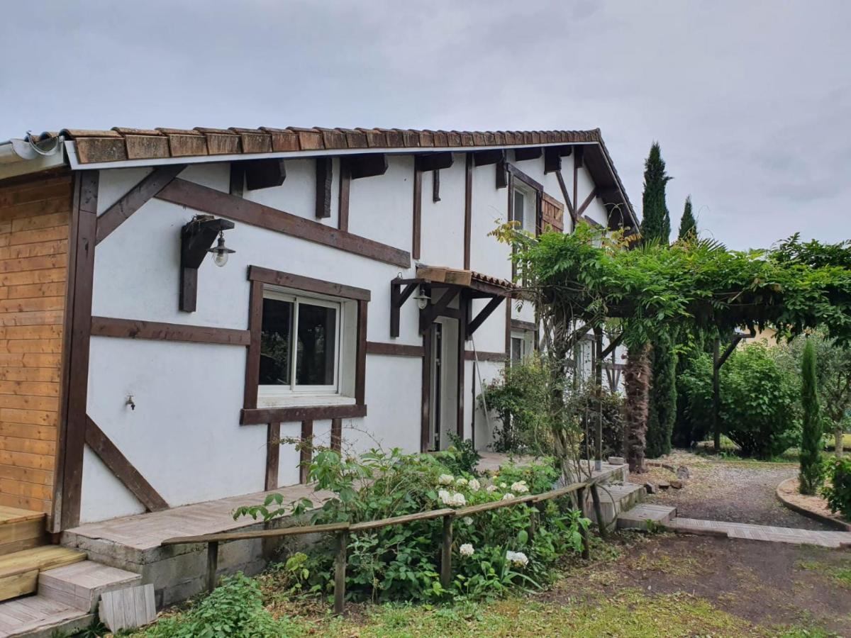 Вилла La Landaise Sainte-Eulalie-en-Born Экстерьер фото